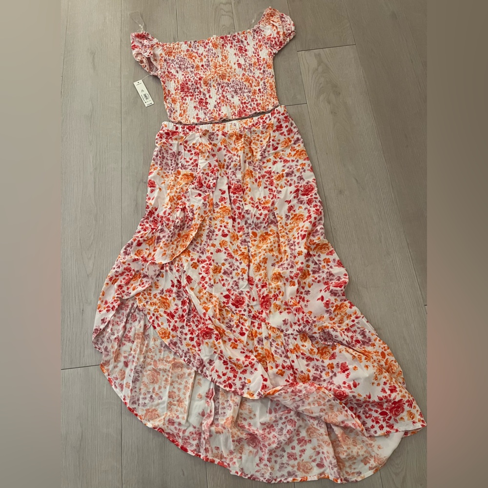 Fun 2 Piece matching top and skirt